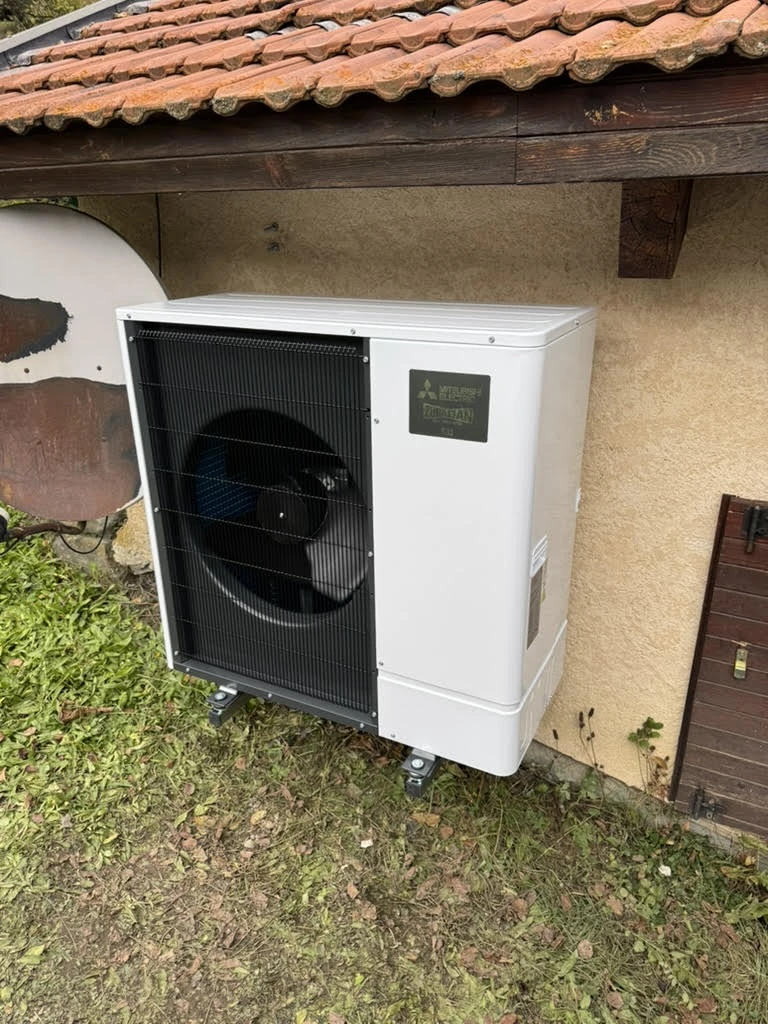 Remplacement d’une chaudière gaz par une pompe à chaleur air eau à Veynes, vue 1